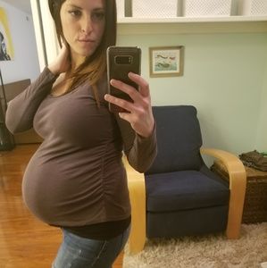 Liz Lange Maternity Long Sleeve Top